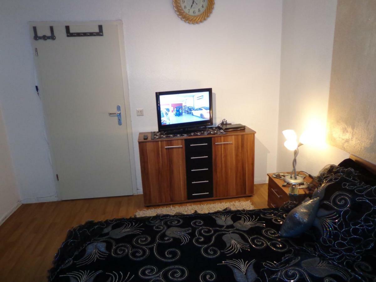 Apartments Naehe Messe - Room Agency ハノーファー エクステリア 写真